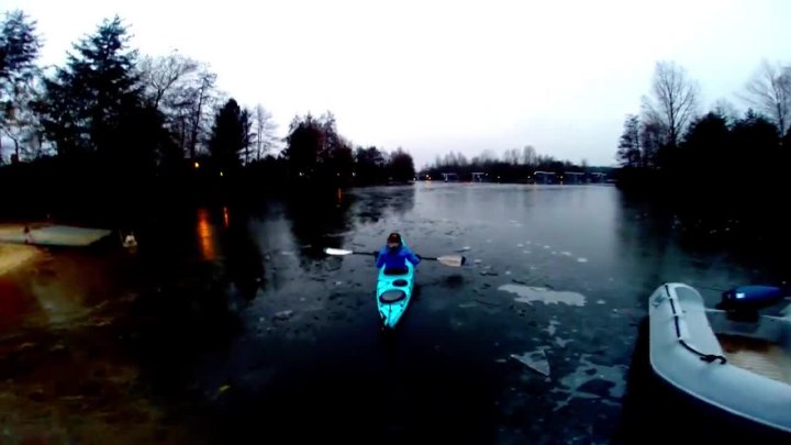On a roll - Winter paddeln